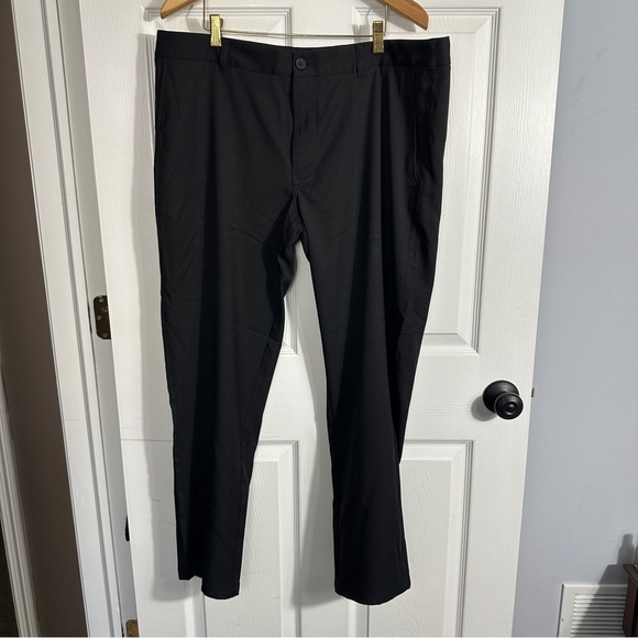 Mizzen+Main Performance Menswear Baron Trim Fit pants, sz 38x32, black, fall - Picture 2 of 10